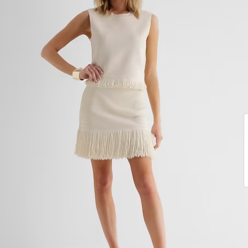 Express High Waisted Ribbed Fringe Sweater Mini Skirt size small top new w tags